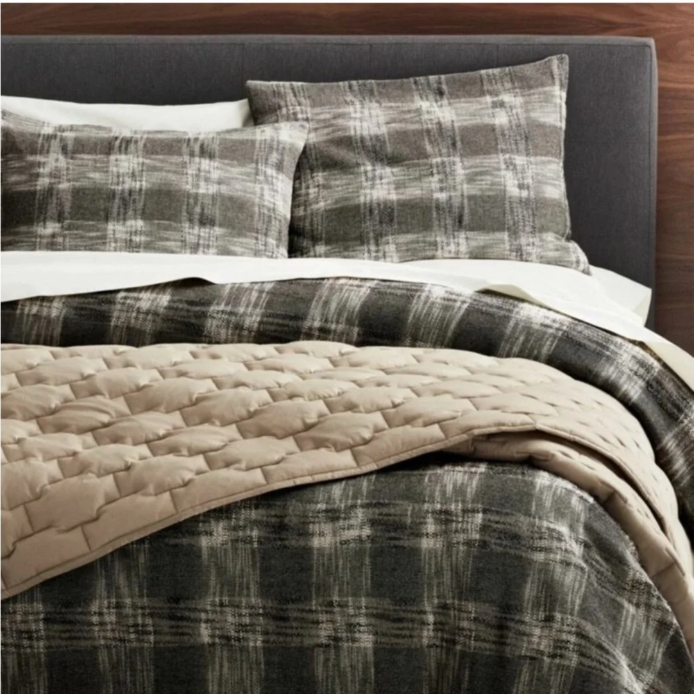 Crate & Barrel Standard Lindstrom Lattice Sham SET OF TWO, in packaging